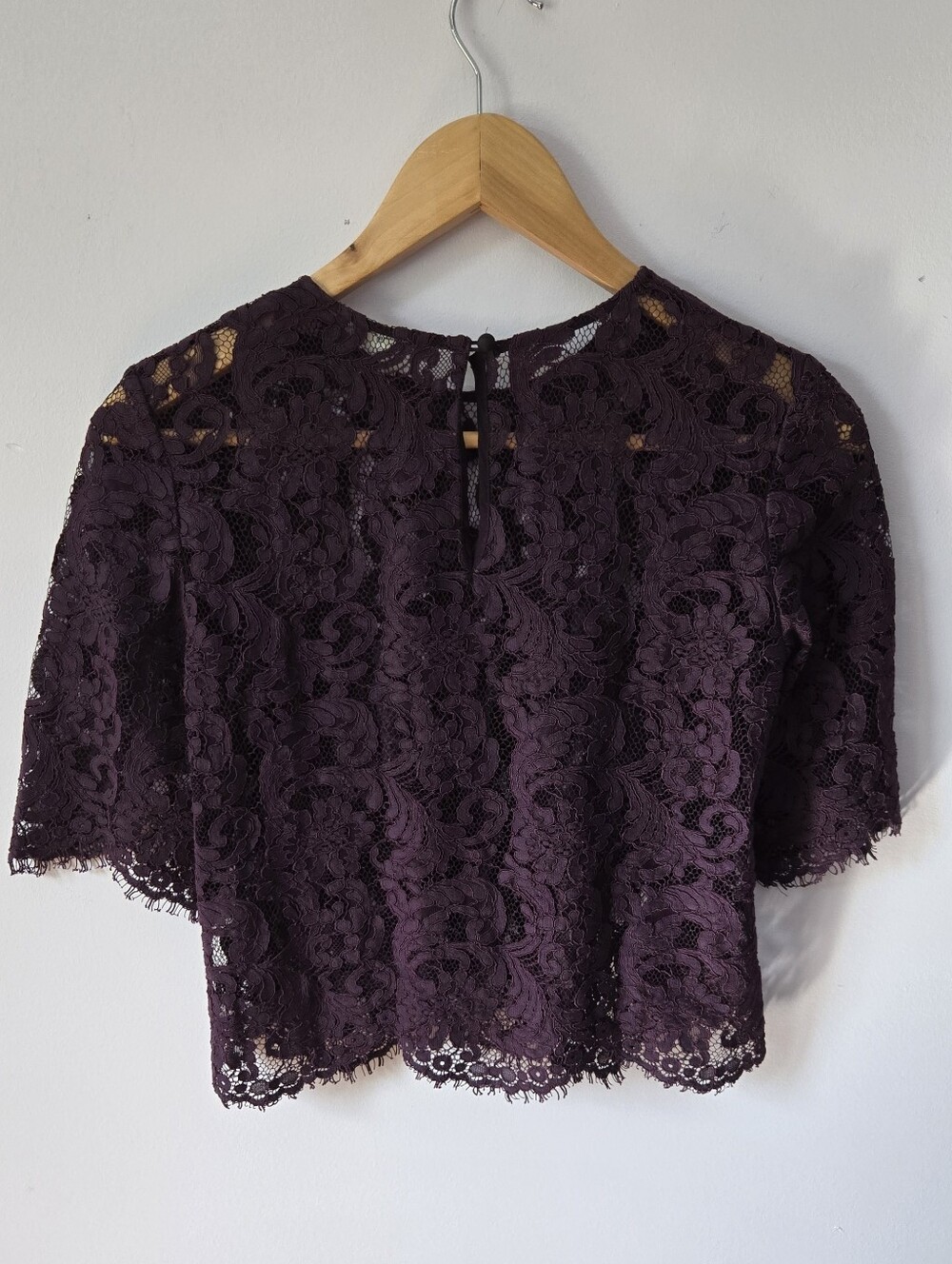 Wilfred Lapointe Lace Top - Picture 6 of 6